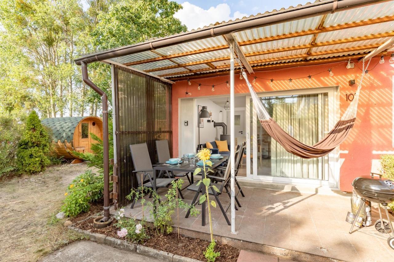 Am Grimnitzsee Gemutliches Tiny House Bungalow Mit Sauna Und Kamin Joachimsthal Esterno foto